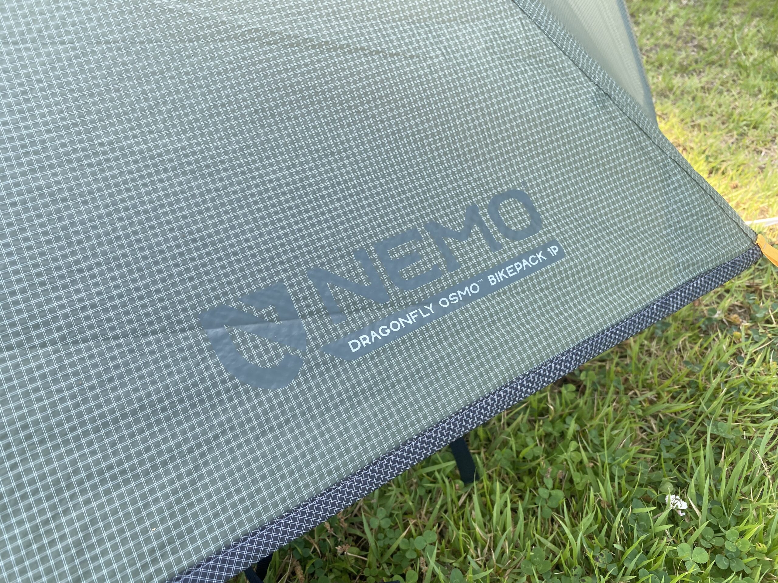 雨の夜にテントを張り直したくない人へ。NEMO独自開発「OSMO（オズモ